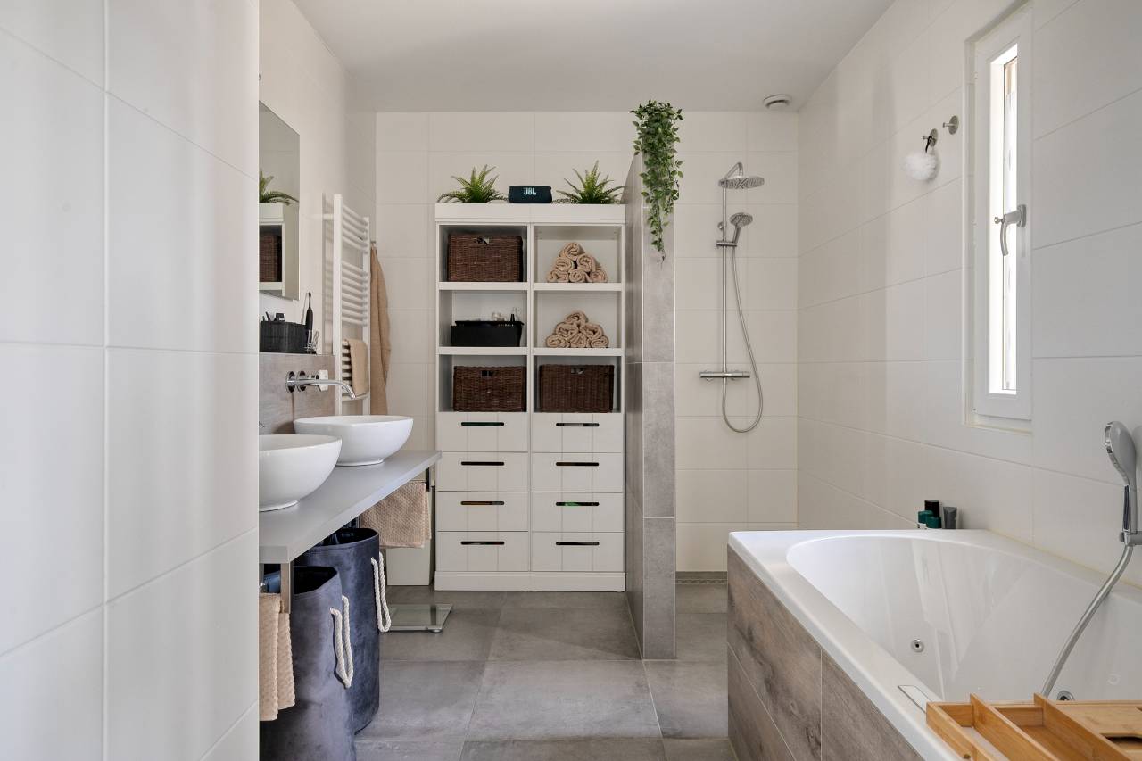 Photo 25 of Waterfront 395