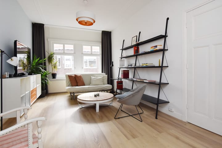 Photo 5 of Usselincxstraat 68