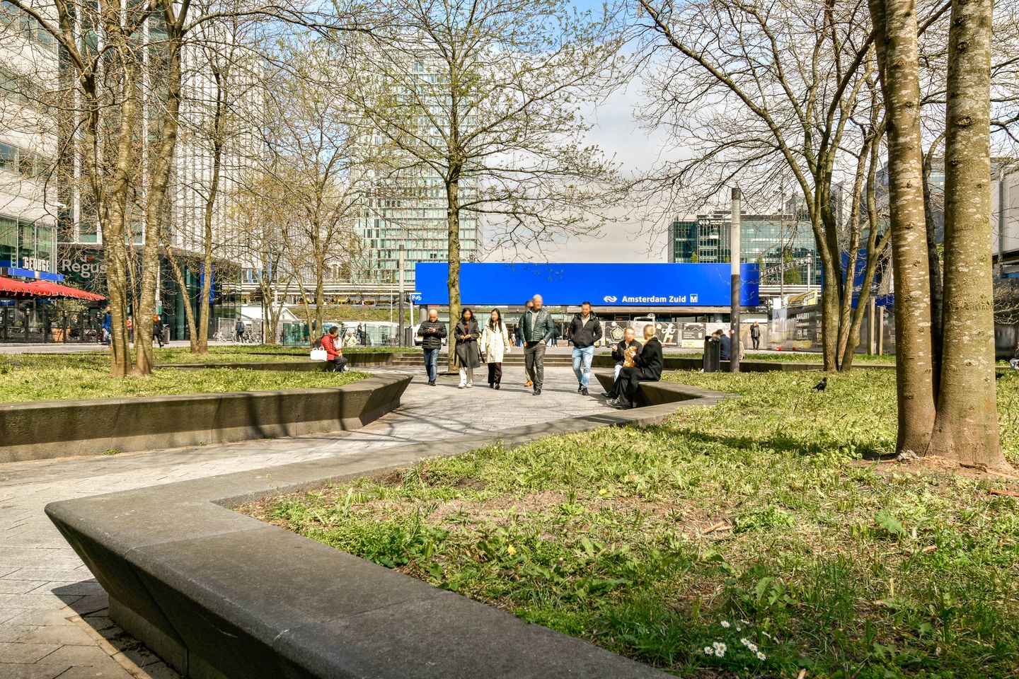 Foto 29 van Leonard Bernsteinstraat 90-A