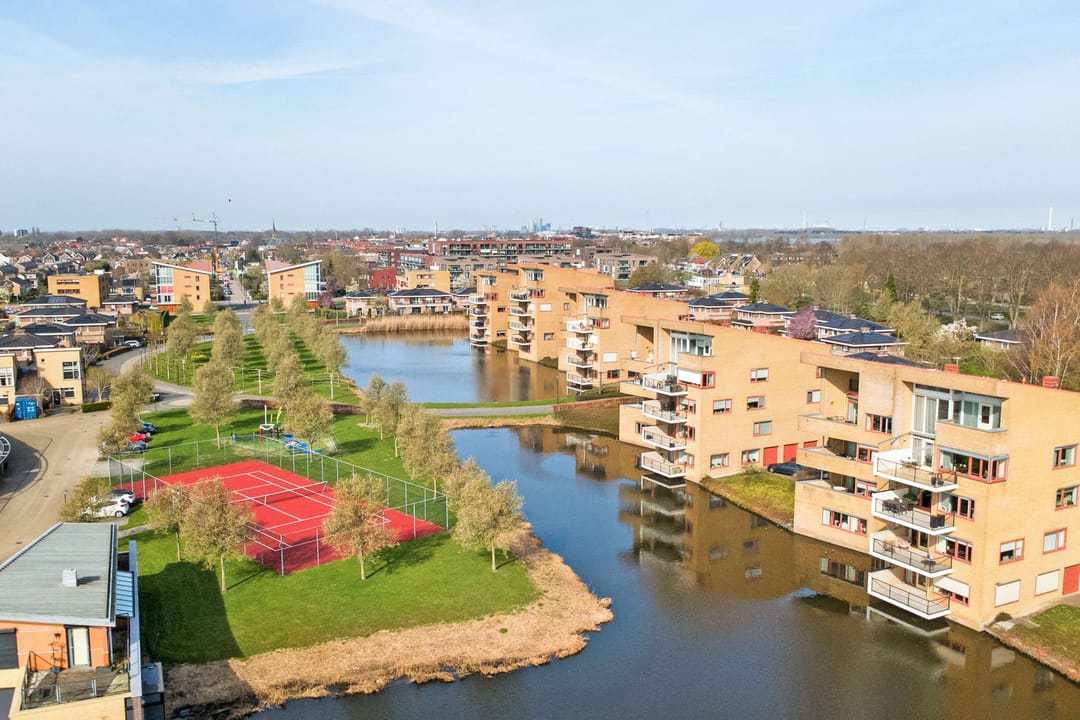 Photo 32 of Dokter Kroesenring 50