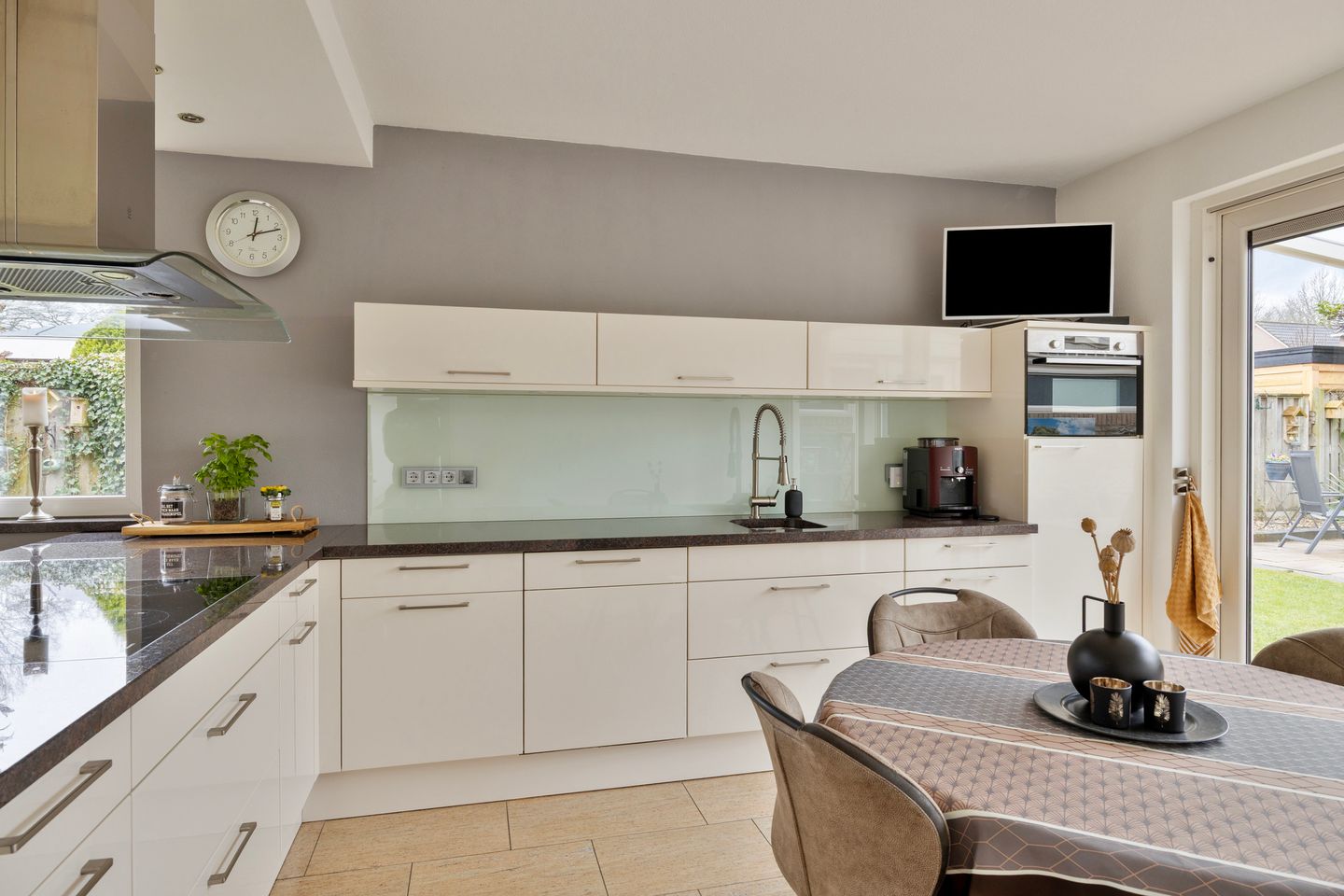 Photo 19 of Mozartstraat 18