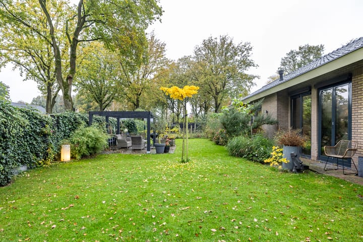 Photo 4 of Waardeellaan 31