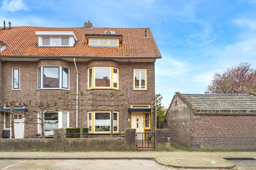 Foto 1 van Merelstraat 32