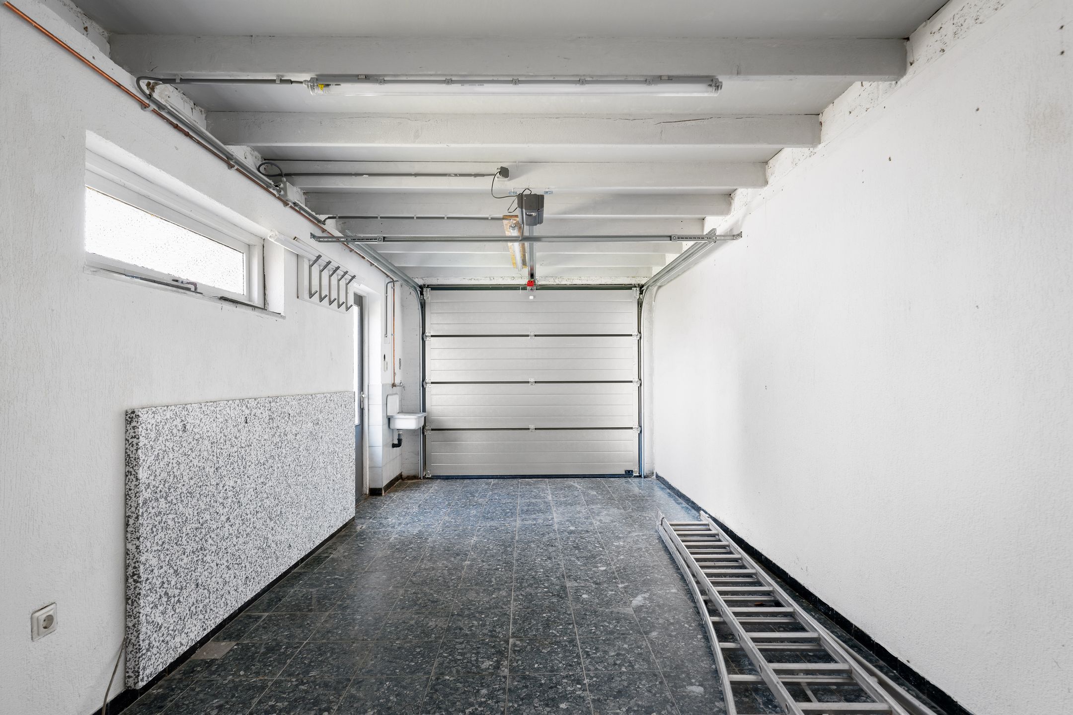 Modernized Family Home with Garage and Technological Extras — 15