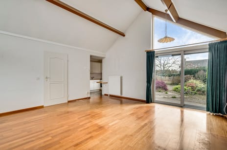 aan Sint Job 3 secondary image