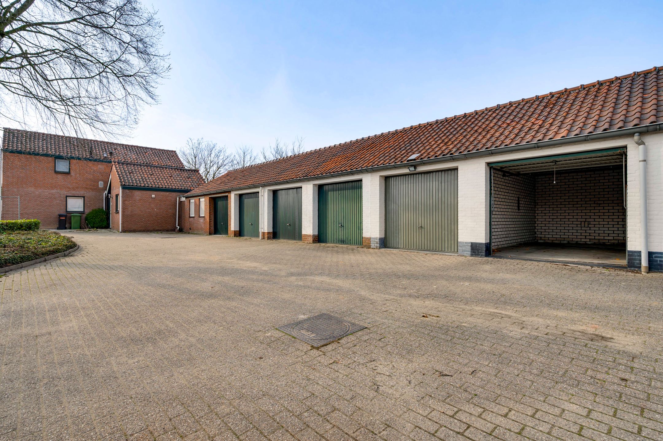 Foto 33 van aan Sint Job 3