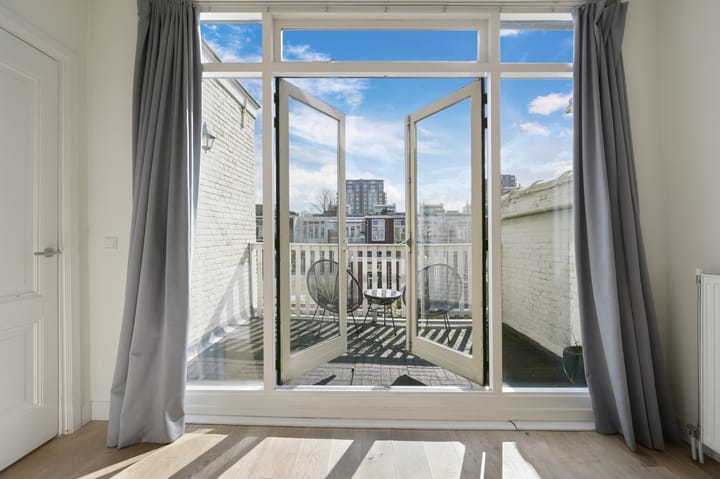 Photo 2 of 2e Antonie Heinsiusstraat 94-A