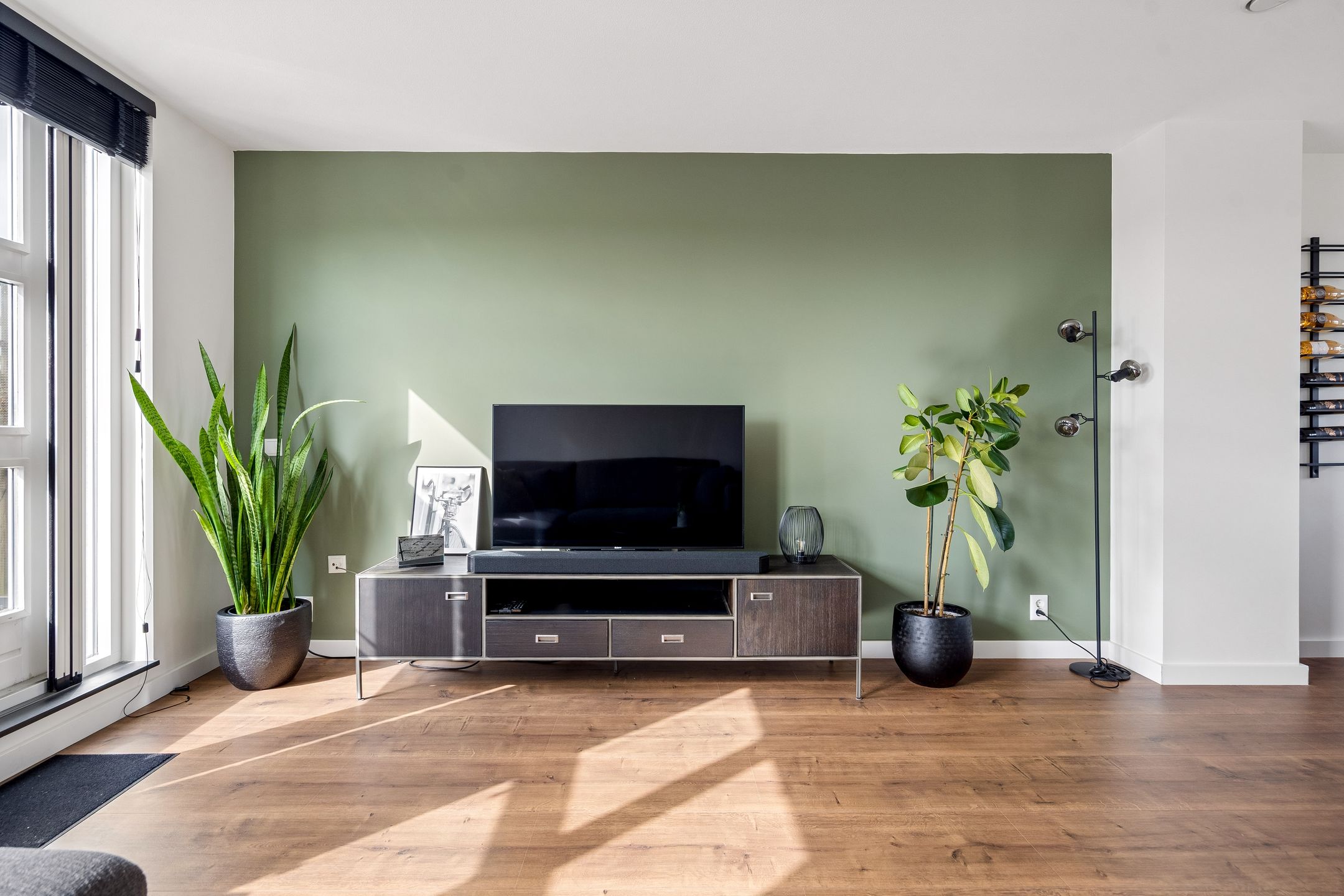 Photo 12 of Edelsteen 66