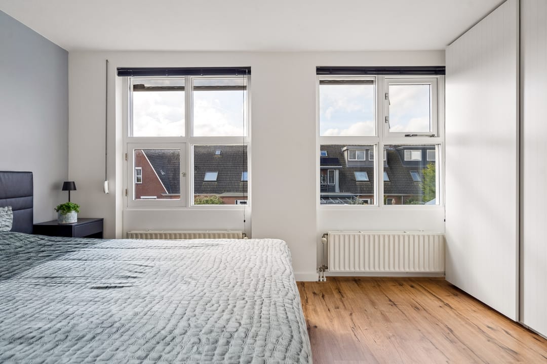 Photo 26 of Edelsteen 66