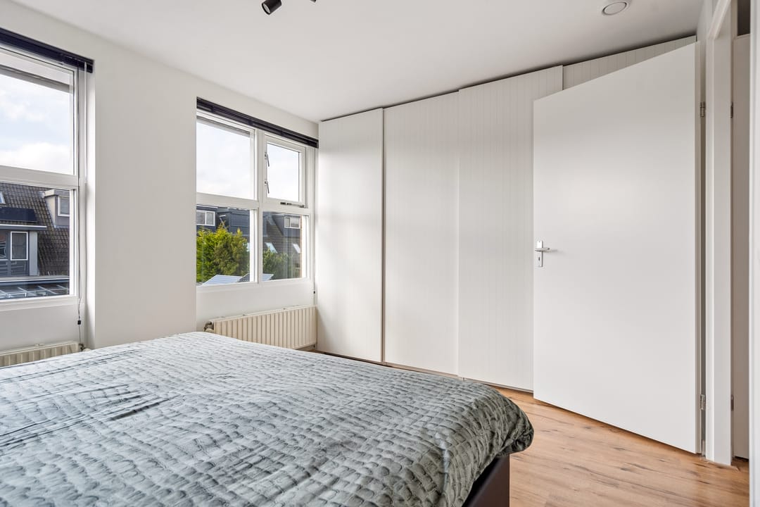 Photo 28 of Edelsteen 66