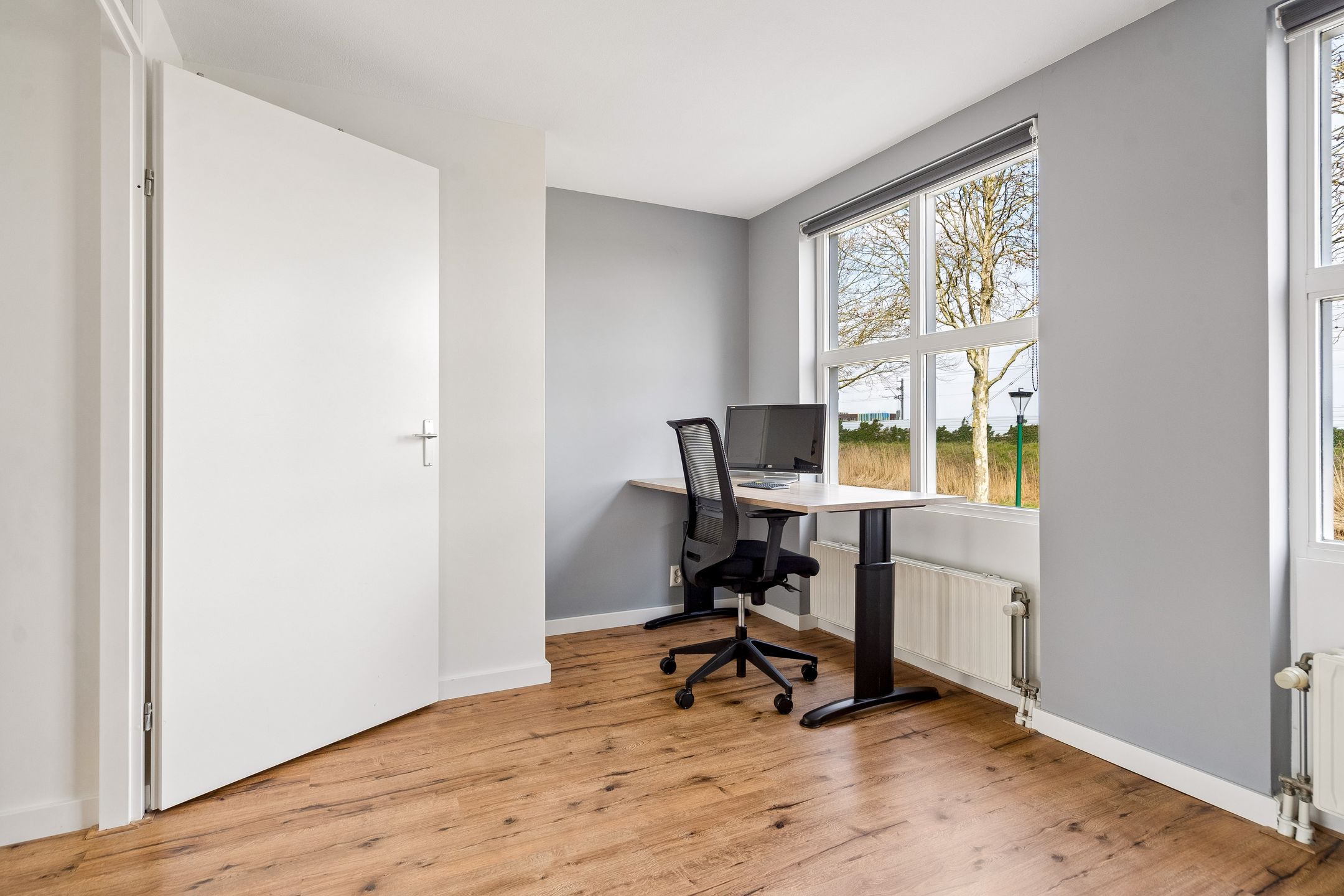 Photo 30 of Edelsteen 66