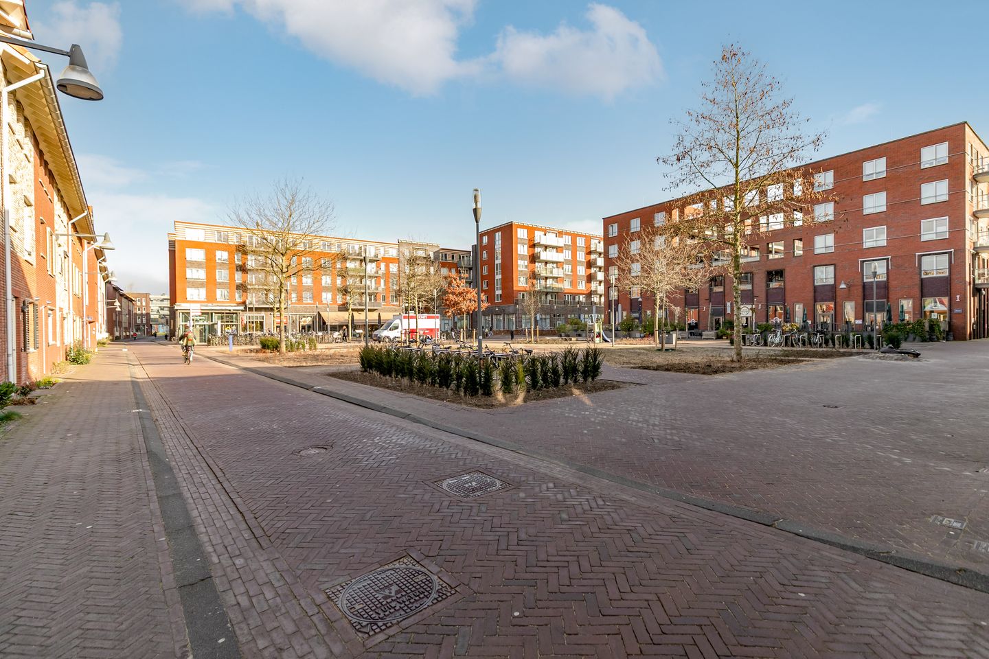 Photo 49 of Edelsteen 66