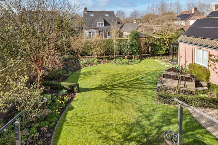 Photo 3 of Brahmsstraat 15