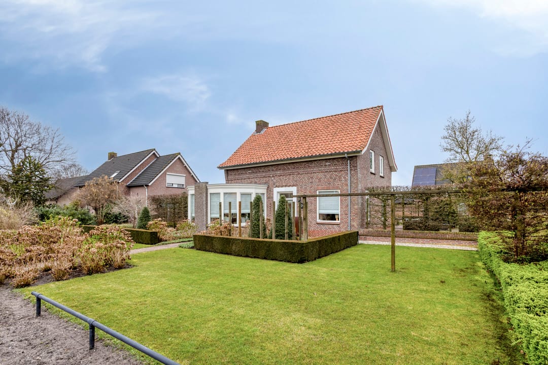 Photo 41 of Kerkstraat 25