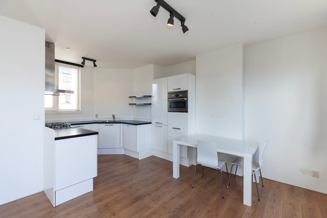 Foto 8 van Van Houtenstraat 3-C