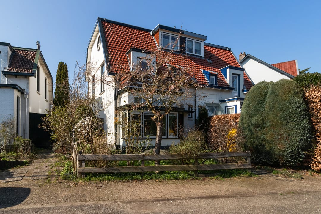 Foto 1 van Spoorlaan 8