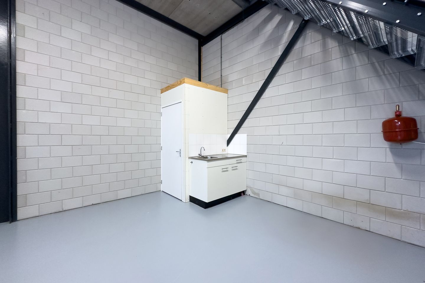 View photo 5 of Brandweerstraat 77