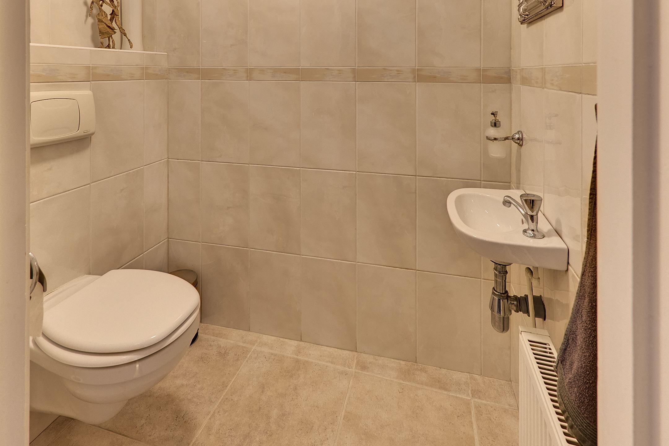 Photo 9 of Grolsteeg 6