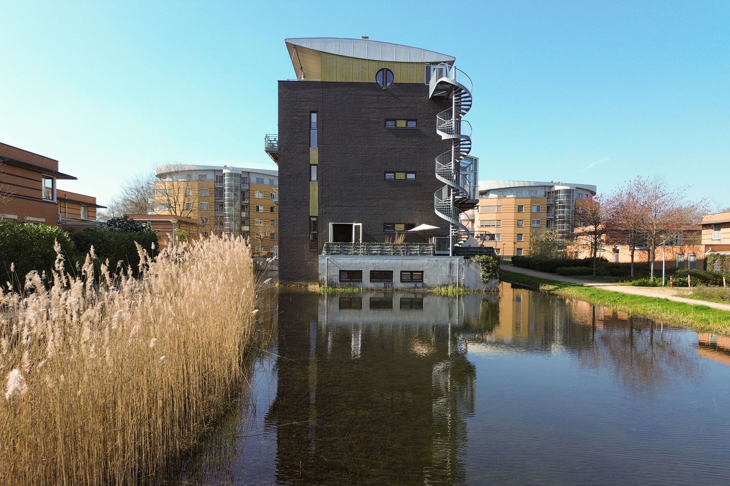 Foto 1 van Ambonlaan 11