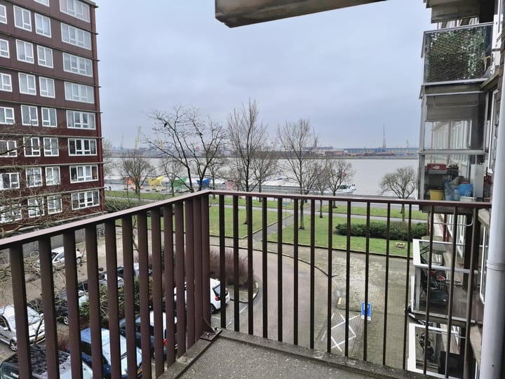 Photo 2 of Sibajakstraat 105