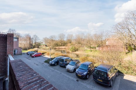 Botter 33 41 tertiary image