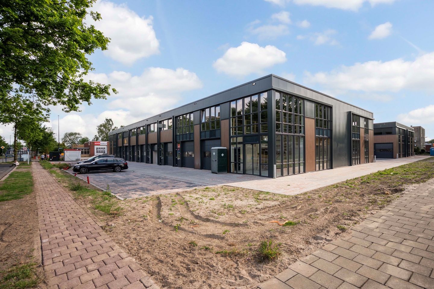 View photo 2 of Lage Kamp 4-18