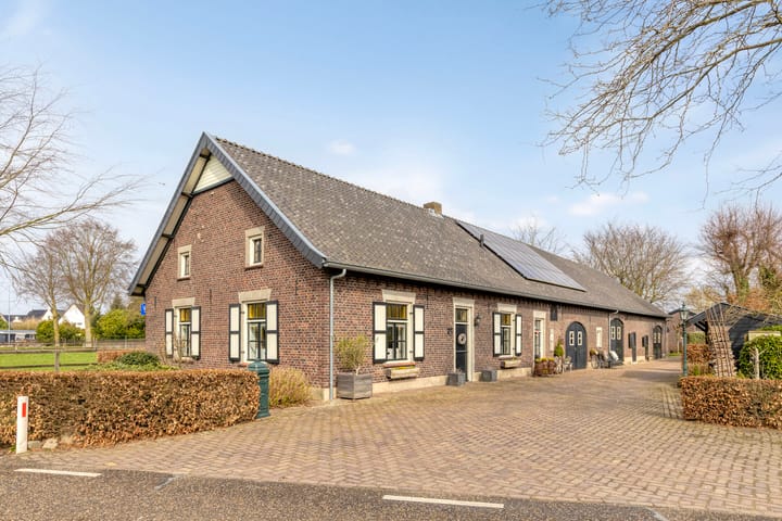 van Elzenweg 1 main image