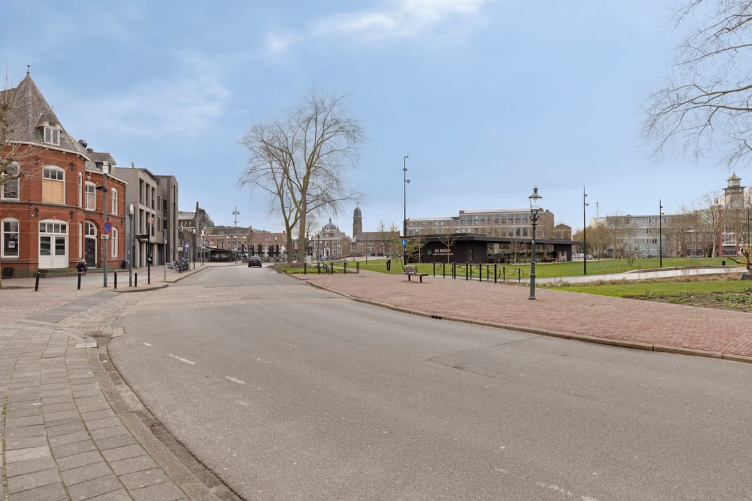 Foto 46 van Piet Blomplein 11