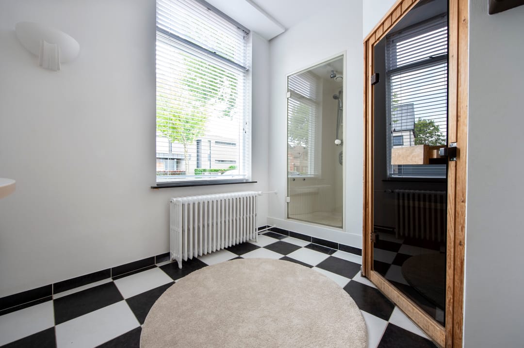 Photo 22 of Alphenseweg 23