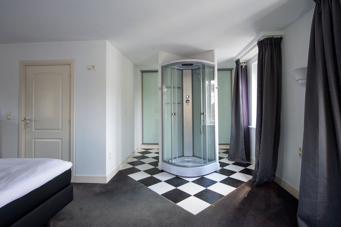 Photo 25 of Alphenseweg 23