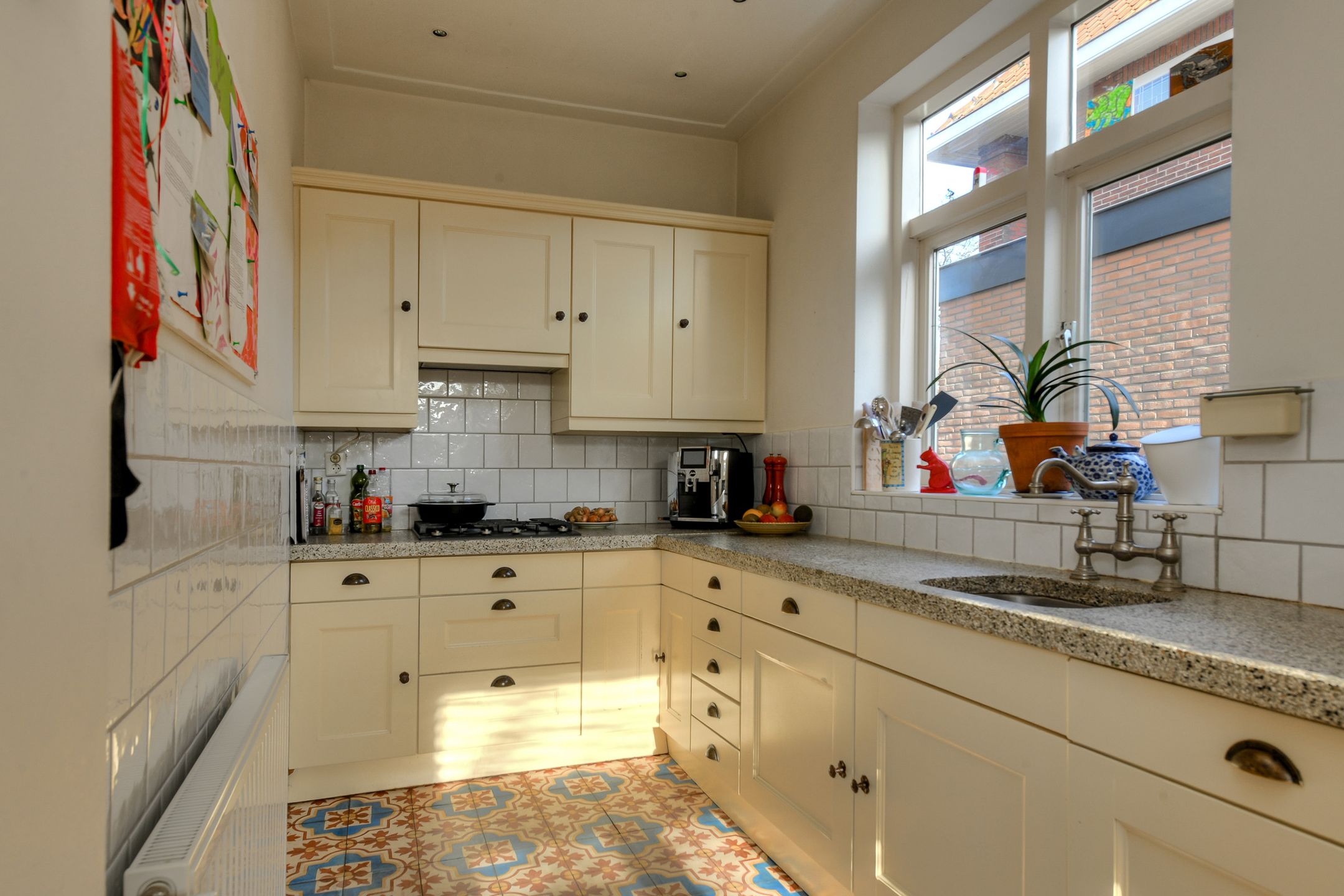 Foto 18 van Valkenierslaan 284