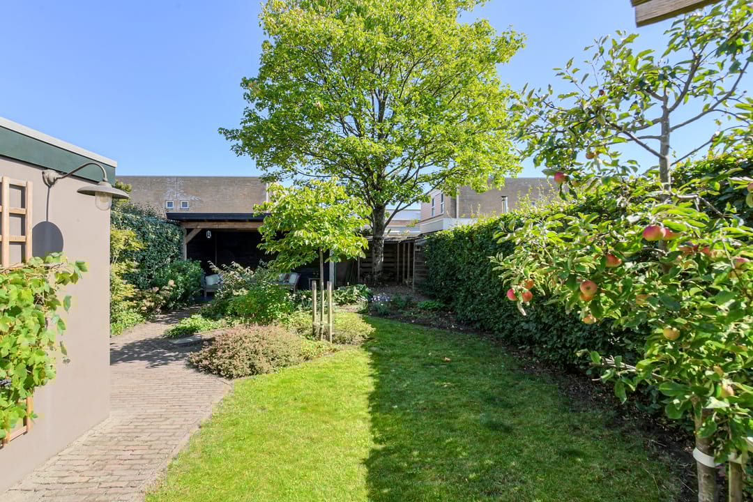 Foto 46 van Valkenierslaan 284