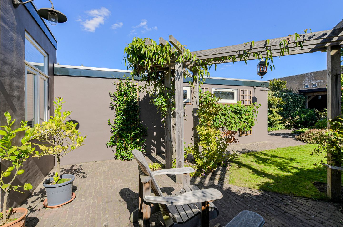 Foto 59 van Valkenierslaan 284