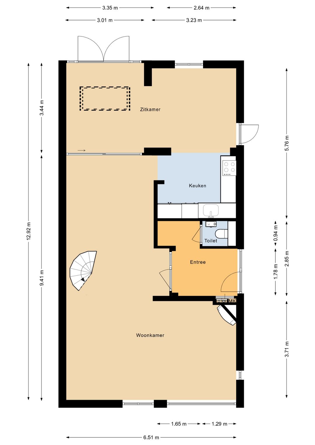 Spacious Extended Semi-Detached House with 5 Bedrooms and Double Garage Space — 41