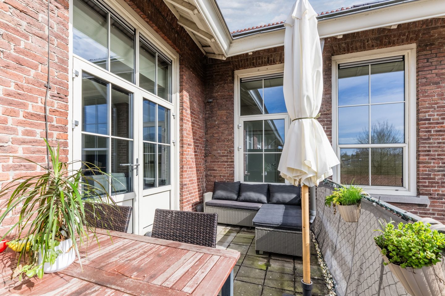 Photo 4 of Wilhelminastraat 8-T