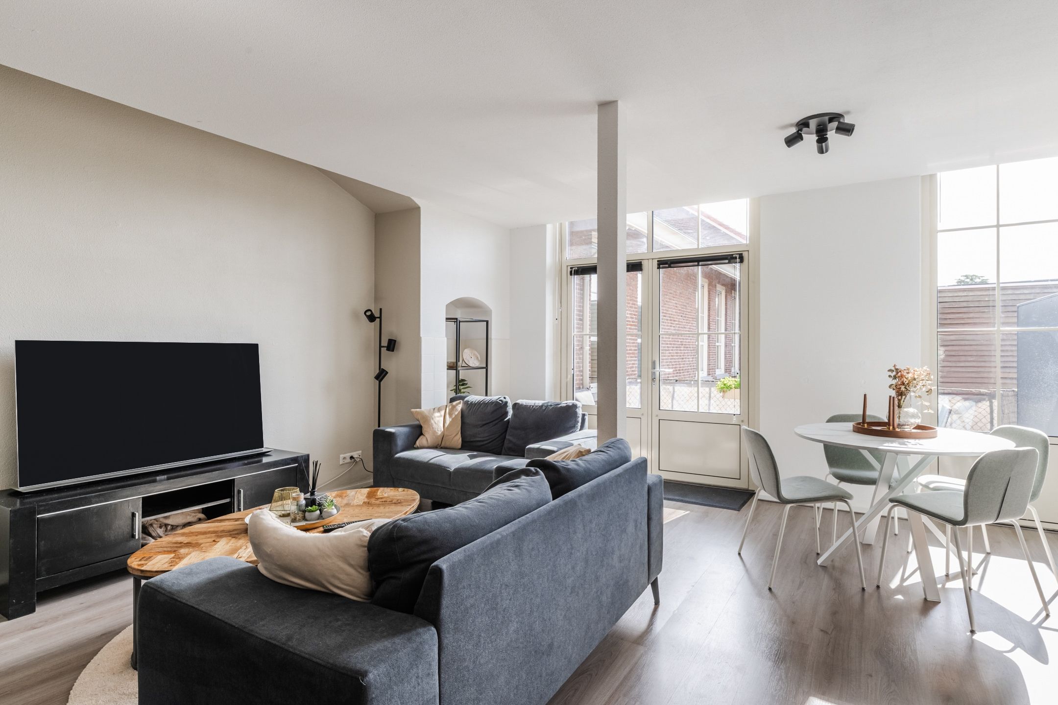 Photo 12 of Wilhelminastraat 8-T