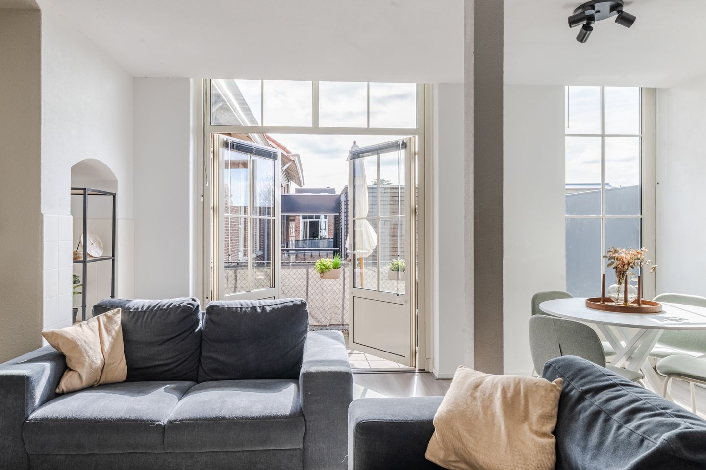 Photo 14 of Wilhelminastraat 8-T