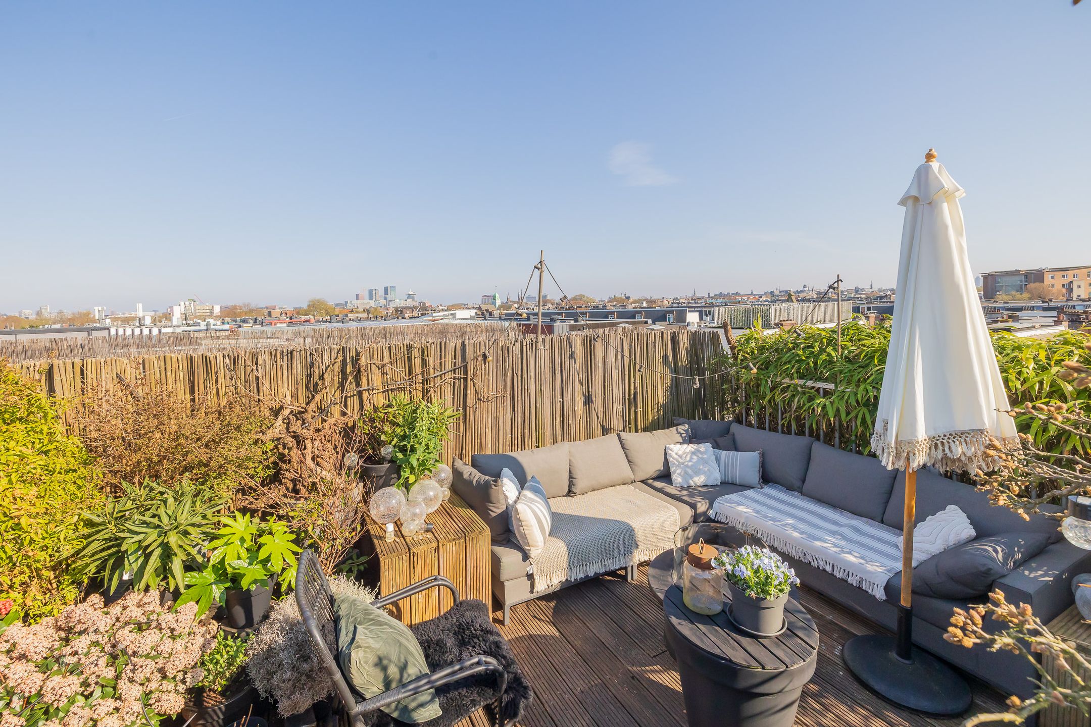 Foto 33 van Van Hogendorpstraat 153-3