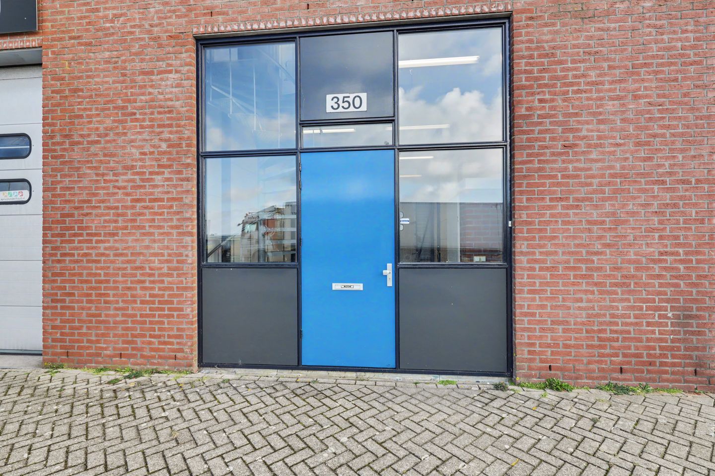 Bekijk foto 3 van Vlotlaan 350