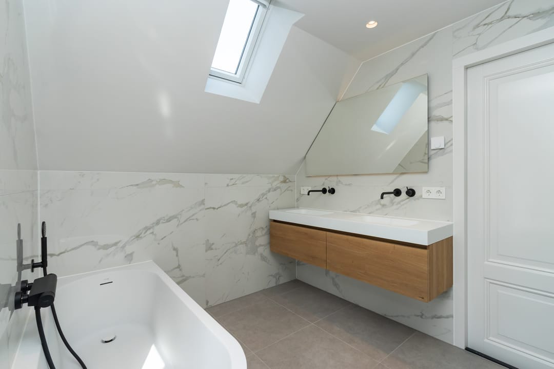 Photo 13 of Kloosterlaan 2-C