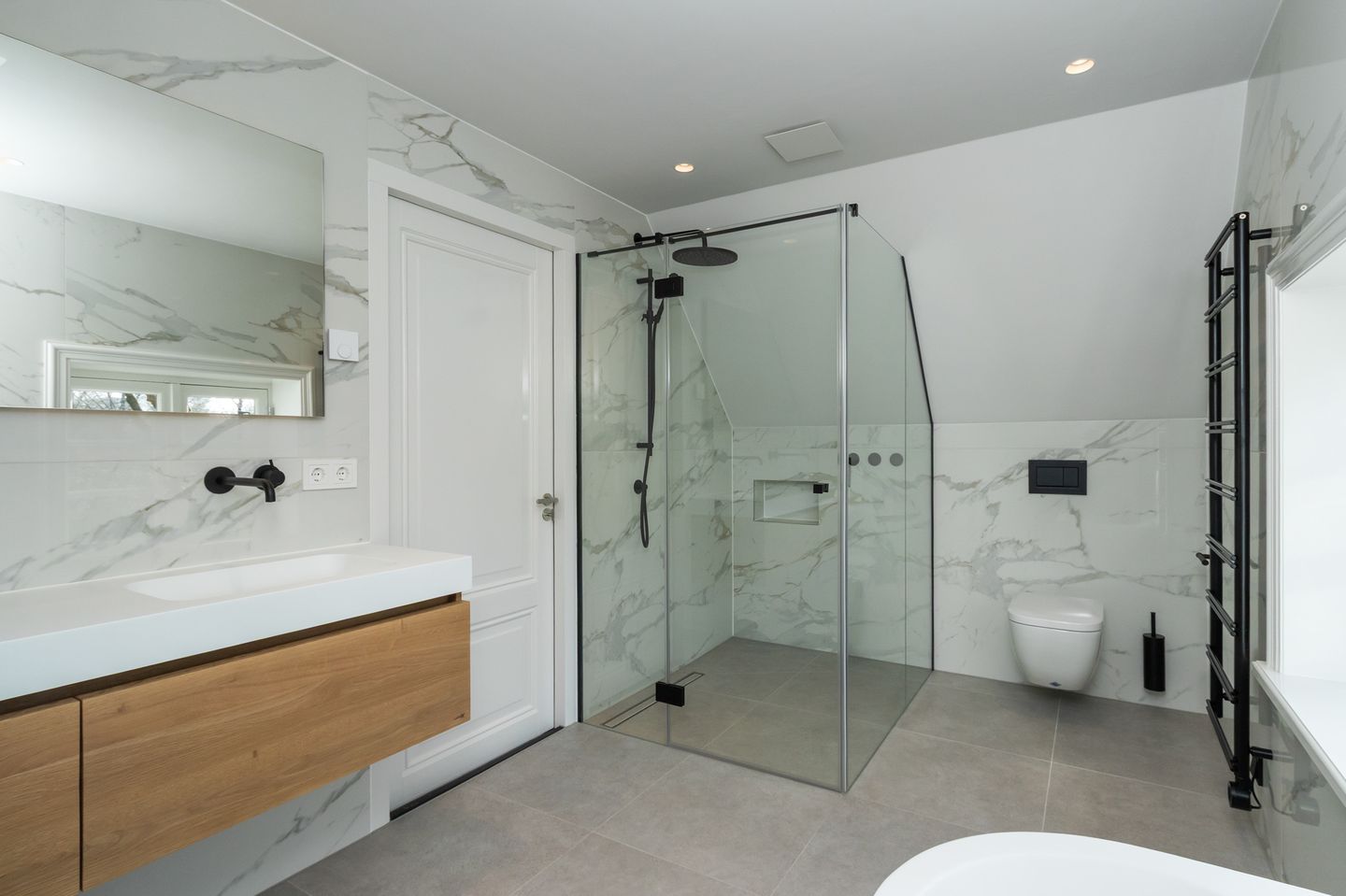 Photo 14 of Kloosterlaan 2-C