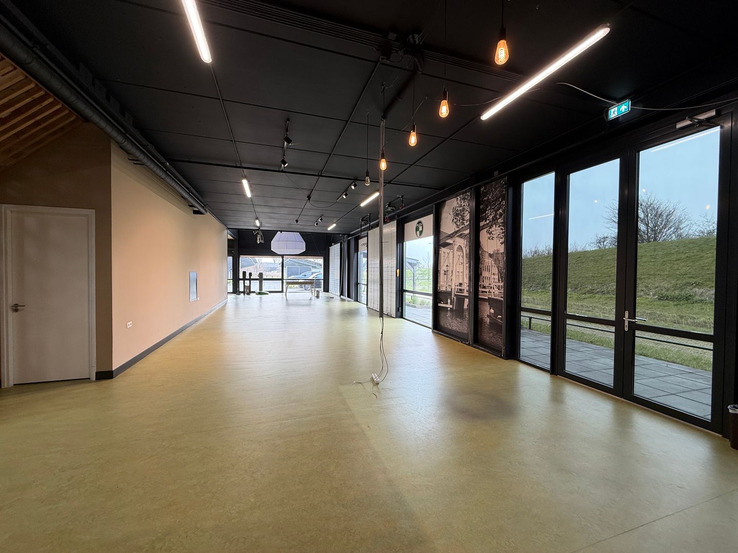 View photo 4 of Parelweg 13