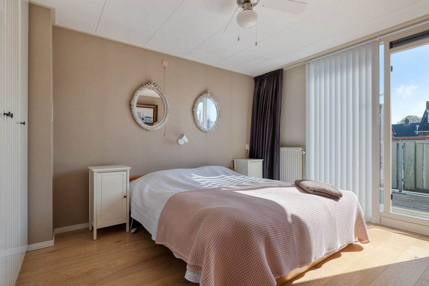 Foto 4 van Charlotte de Bourbonstraat 18