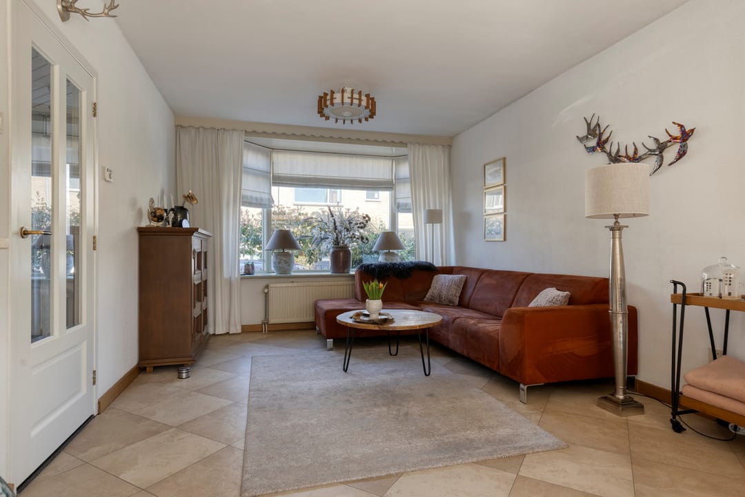 Foto 11 van Charlotte de Bourbonstraat 18