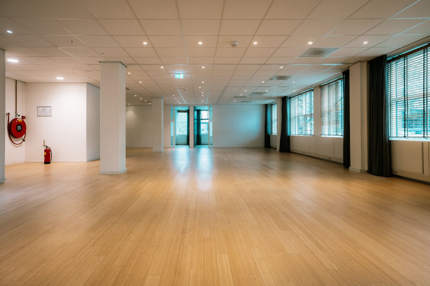 View photo 4 of Overschiestraat 184