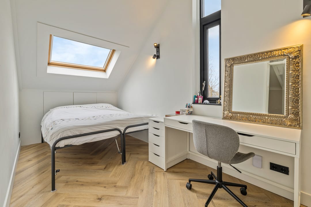 Photo 28 of Gravin Gertrude 25