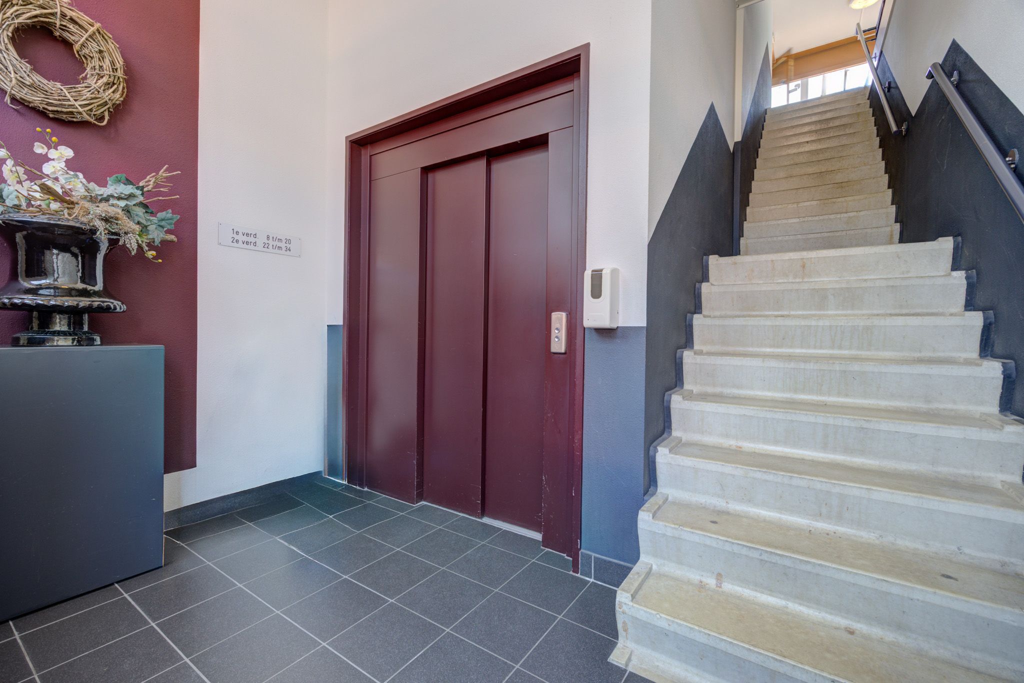 Foto 6 van Markthof 32