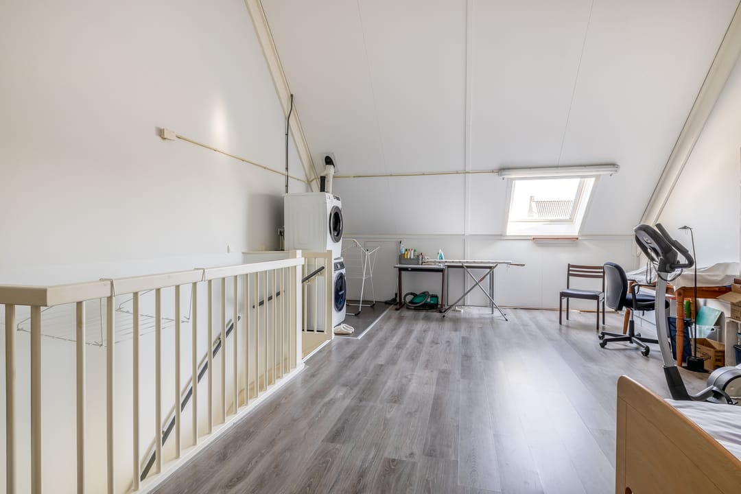 Foto 23 van Honingeter 49