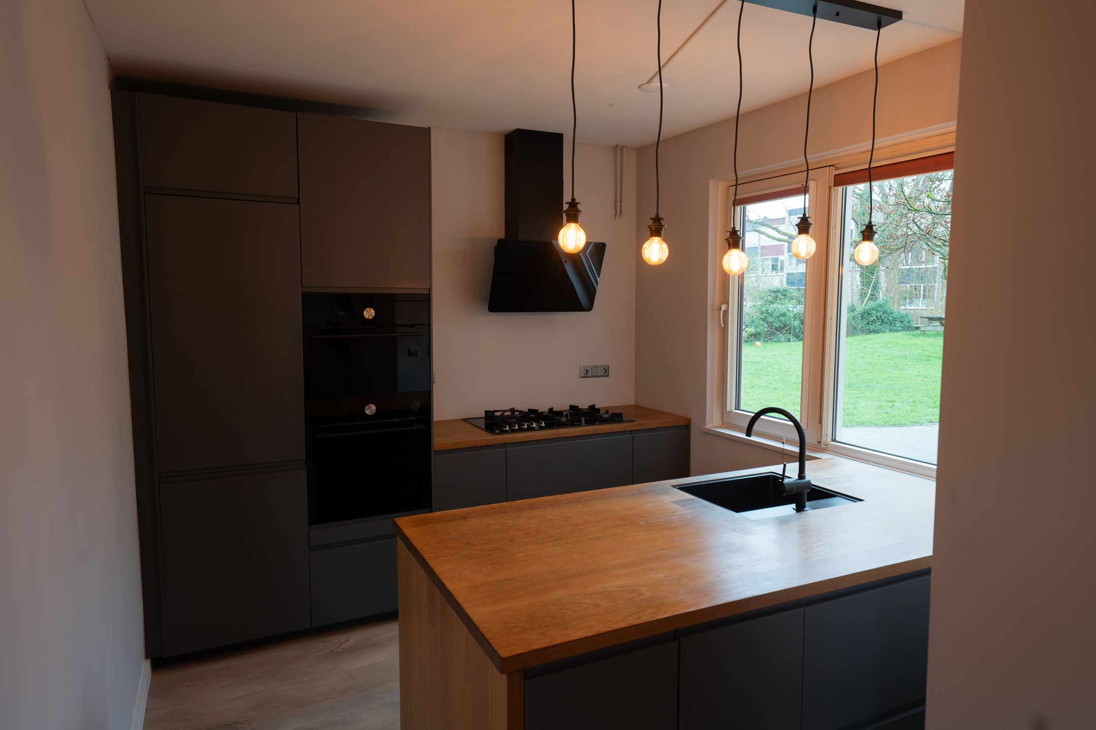 Photo 6 of Weezenhof 3647