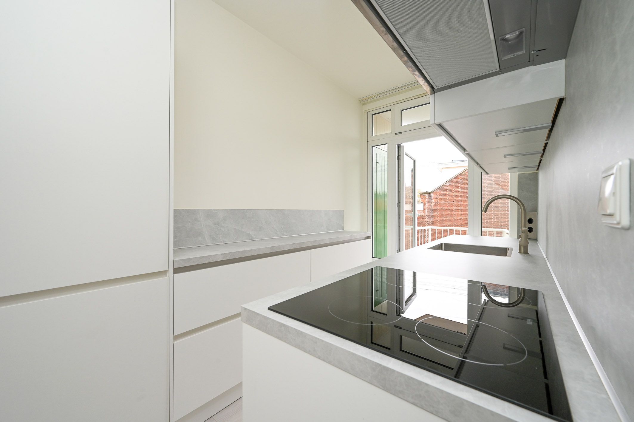 Foto 24 van Leyweg 218